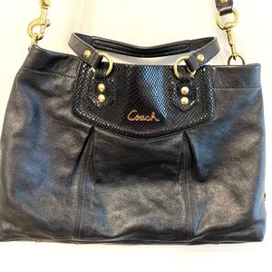 Coach purse with cross body strap